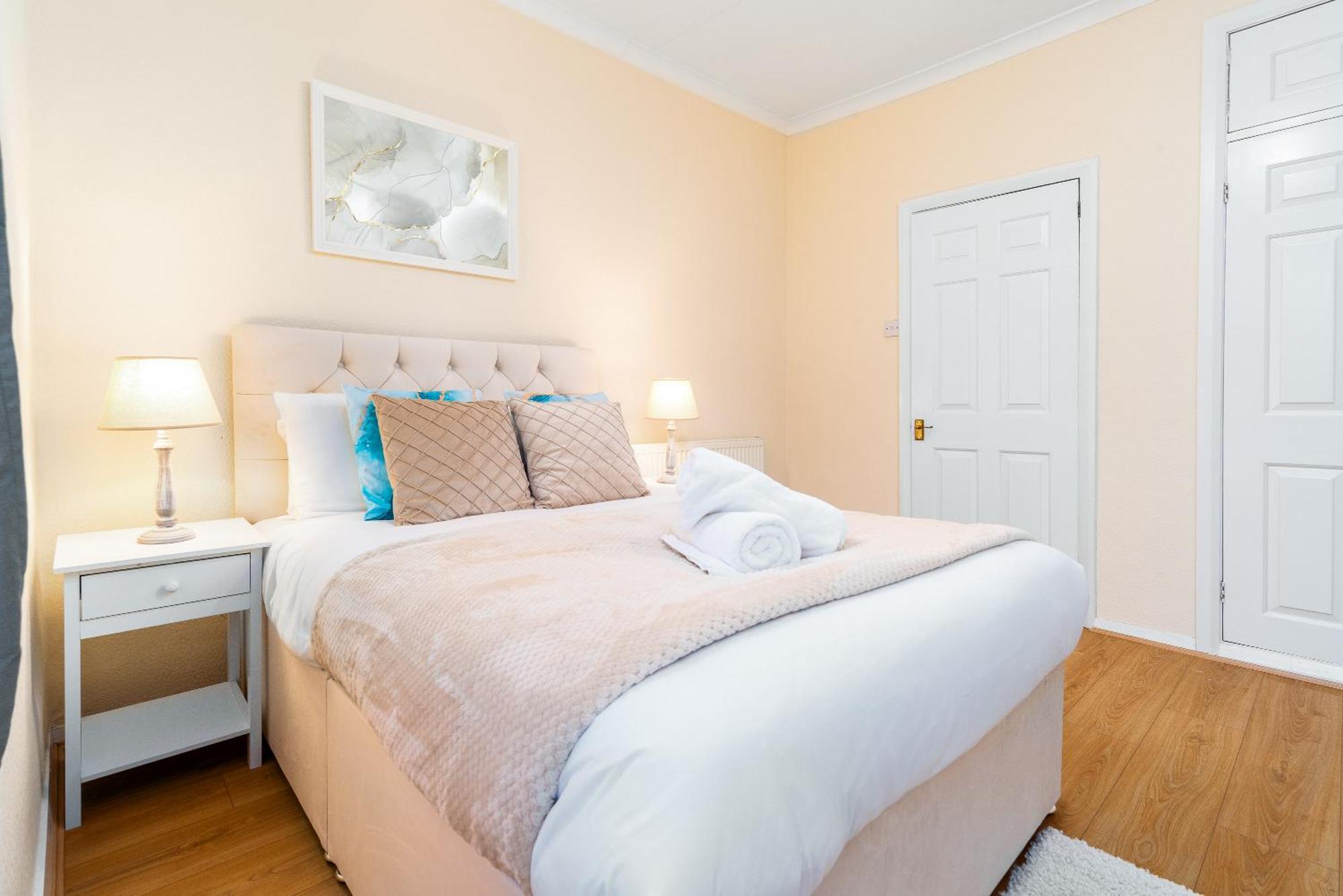 Luxury 3 Bedroom House - Harborne - Parking - Garden - Wifi & Netflix 122G Birmingham Exterior foto