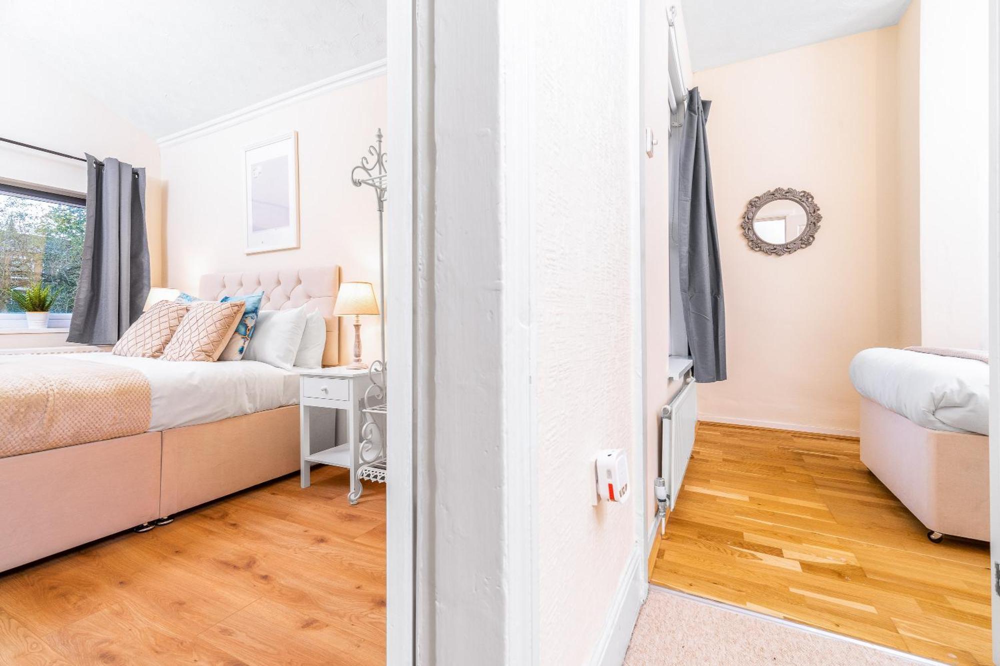 Luxury 3 Bedroom House - Harborne - Parking - Garden - Wifi & Netflix 122G Birmingham Exterior foto